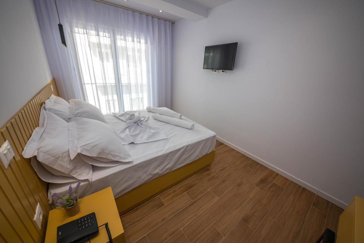 Hesperus Hotel Vlorë 外观 照片