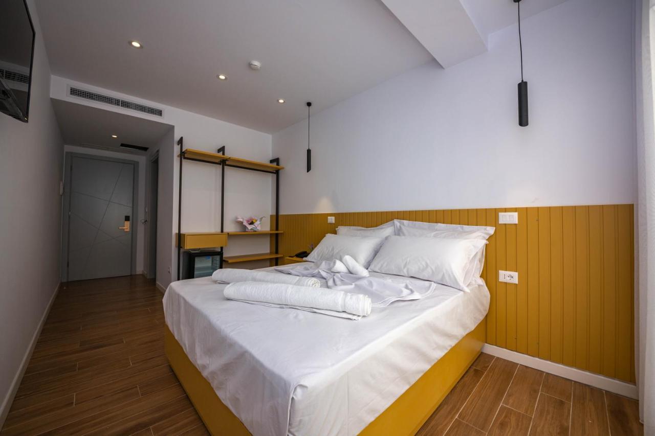 Hesperus Hotel Vlorë 外观 照片