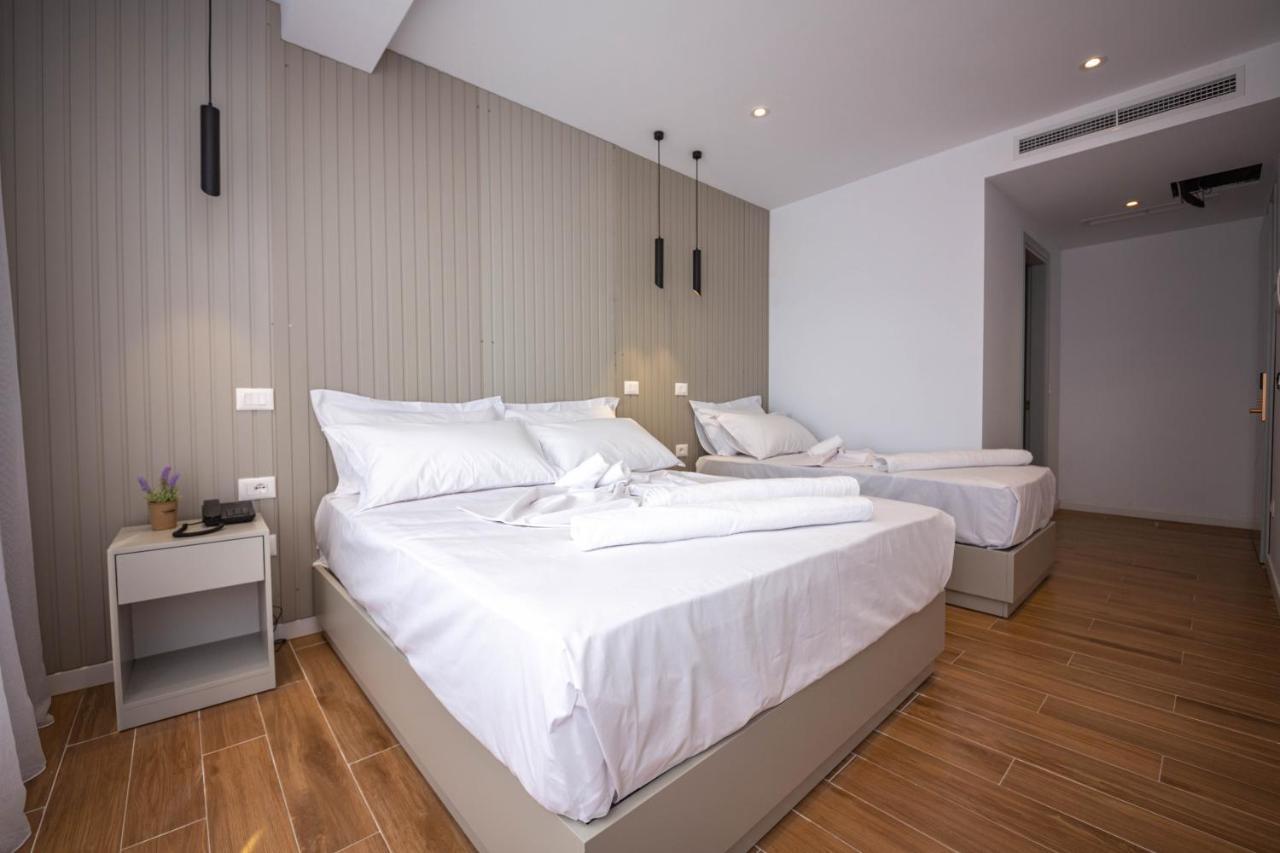 Hesperus Hotel Vlorë 外观 照片
